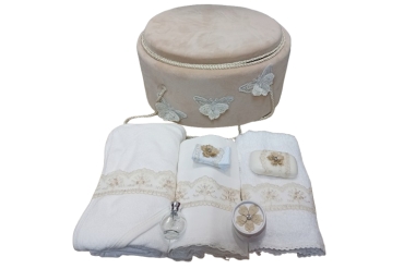Trusou Botez Fata