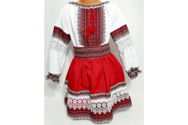 Costum national