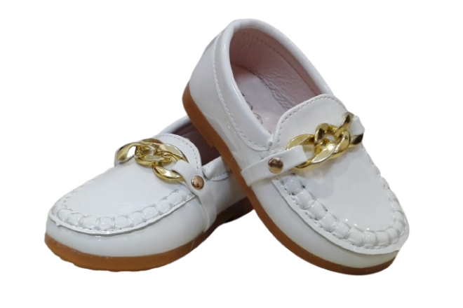  Pantofi Baieti
