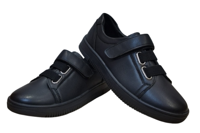  Pantofi Baieti