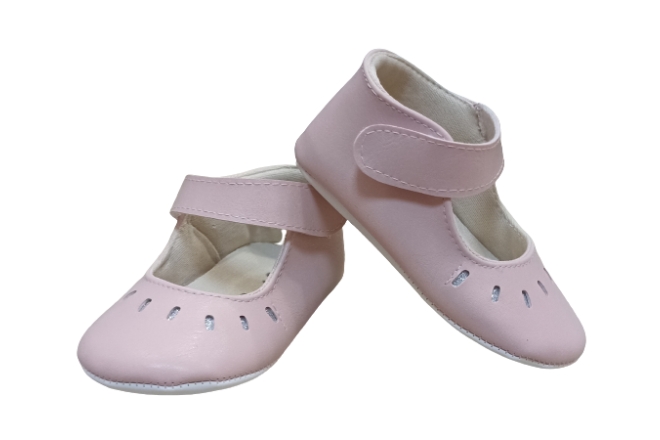  Pantofi Bebe