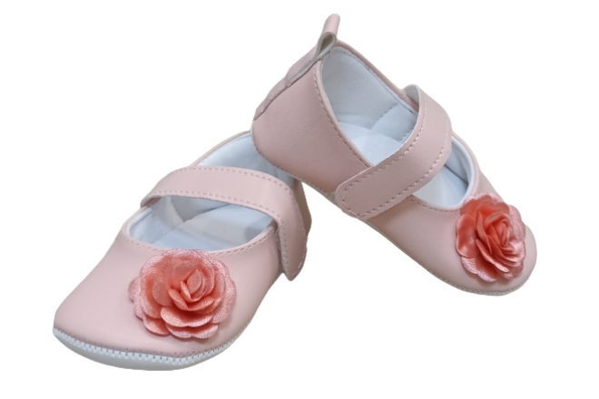  Pantofi Fata