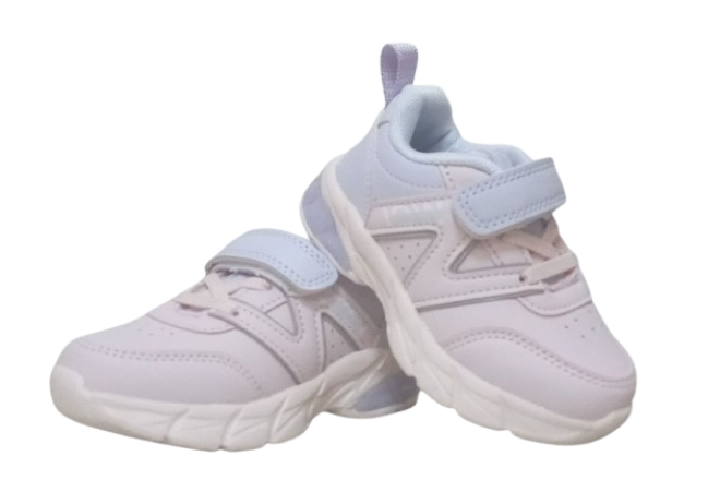  Adidasi Cu Led Fata