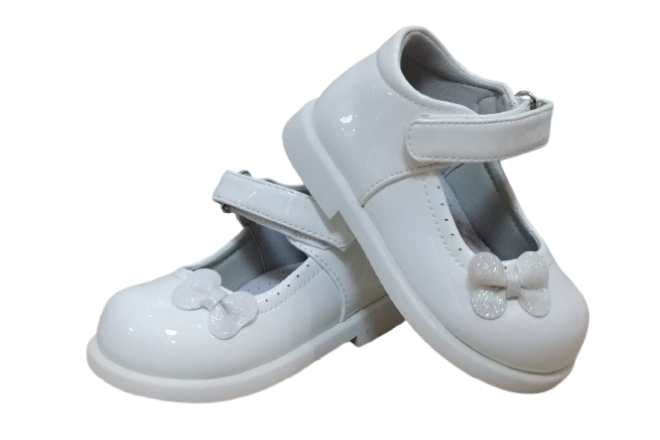  Pantofi Albi