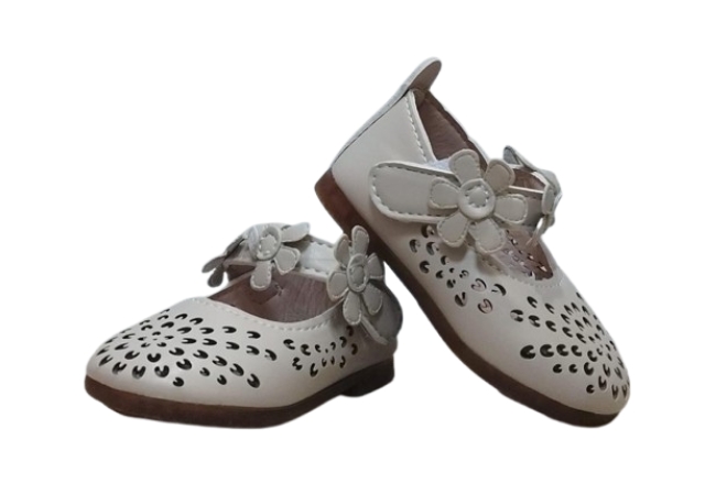  Pantofi Bej Fetite